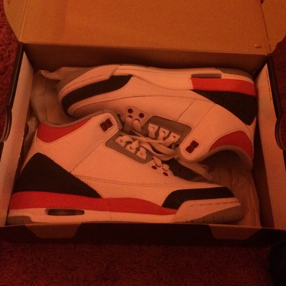 Jordan retro 3 size 5.5 excellent condition!!