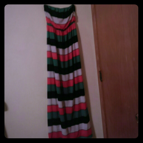 Adorable 4-Color Maxi Dress