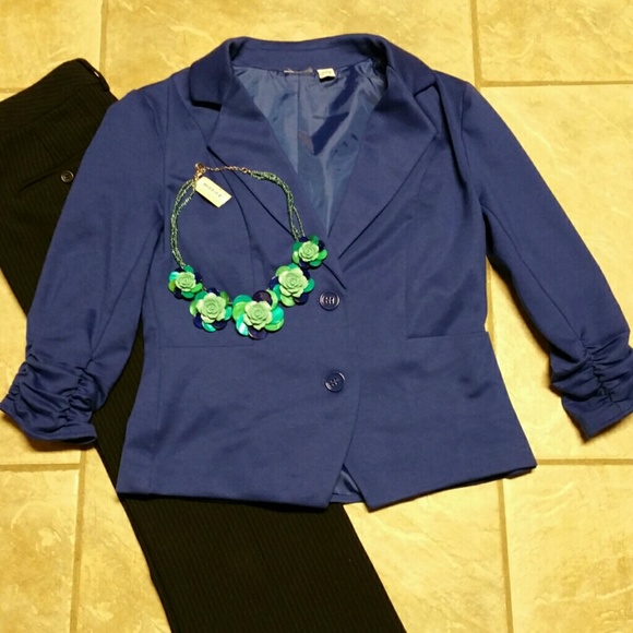 Royal blue 3 quarter length sleeve blazer