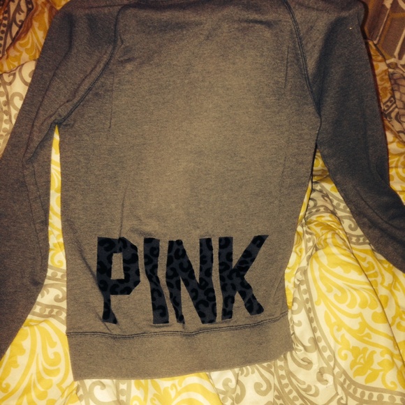 VS sweater, excellent condition! - Picture 2 of 3
