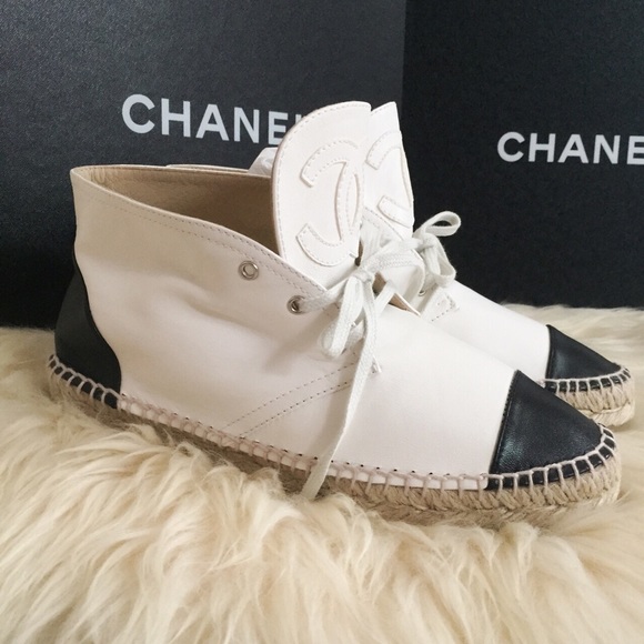 🎀SOLD🎀BNIB Auth CHANEL Espadrilles High Top - Picture 3 of 4