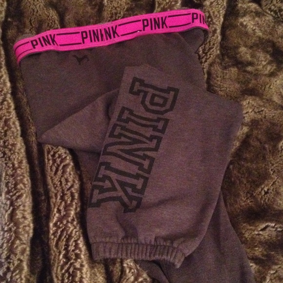 PINK cropped sweat pants