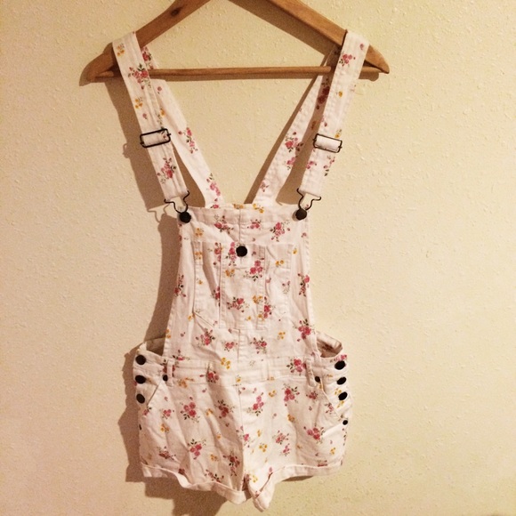 Forever 21 Denim - Forever 21 Floral Overalls