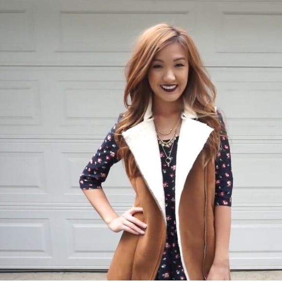 Jackets & Blazers - Wilderness Road Faux Suede Vest 🍂🍁