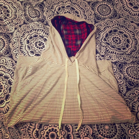 striped, light fit hoodie