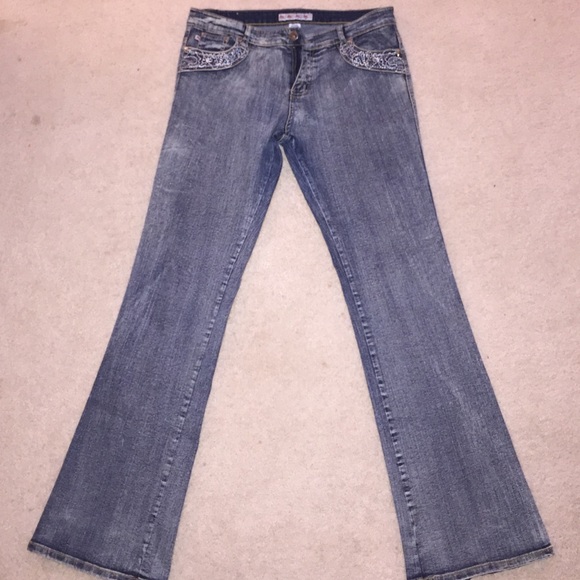 Jeans - Picture 2 of 4