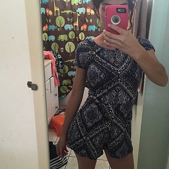 ROMPER 💙 - Picture 3 of 4