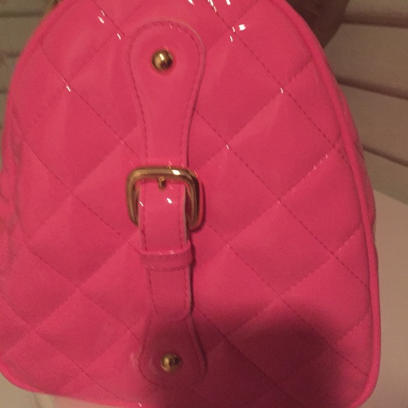 Sold - Picture 3 of 4