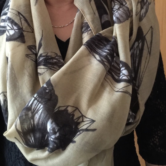 Fashion scarf