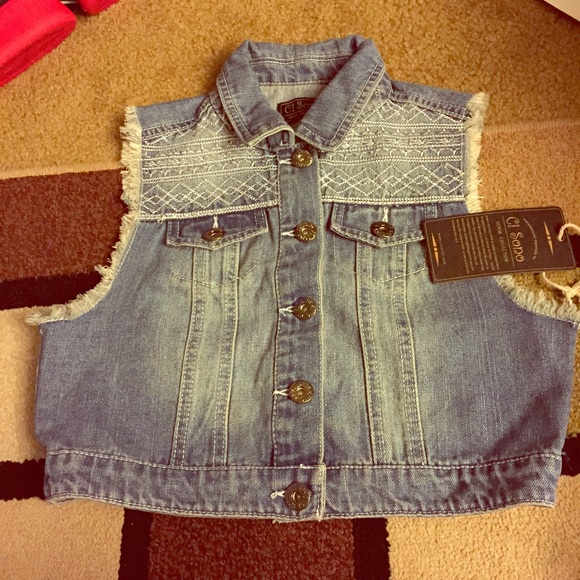 ❌SOLD❌ Denim Crop Vest