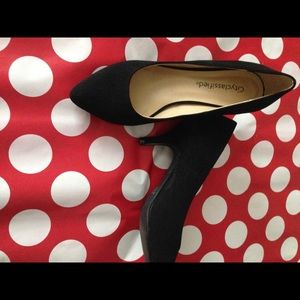 🔴BUNDLE🔴Black heels&beiges slip ons