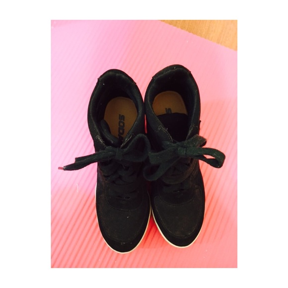 High heel tennis shoes