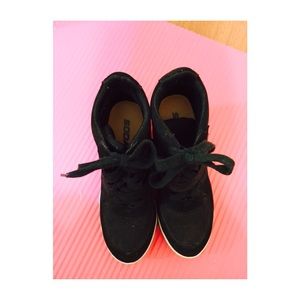 High heel tennis shoes