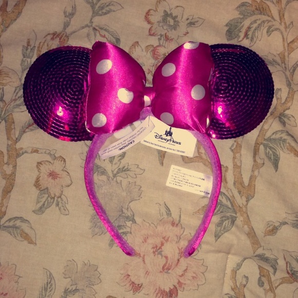 Pink Minnie Ears! 💗🐭 - Picture 2 of 4