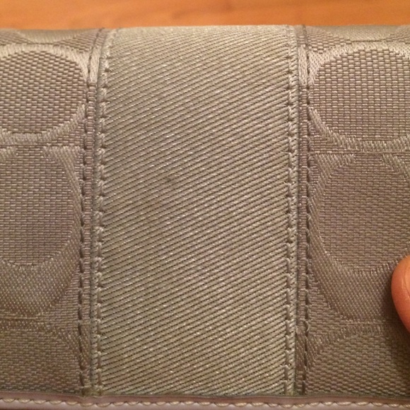 COACH wallet - Picture 4 of 4