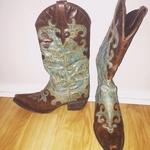Lane Cowgirl Boots