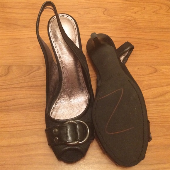 COACH Heels - Picture 2 of 4