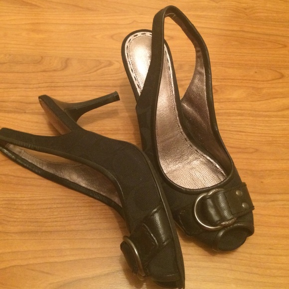 COACH Heels - Picture 4 of 4