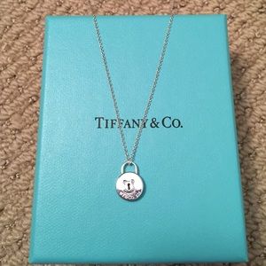 Tiffany & Co.🌟Padlock Pendant with Chain