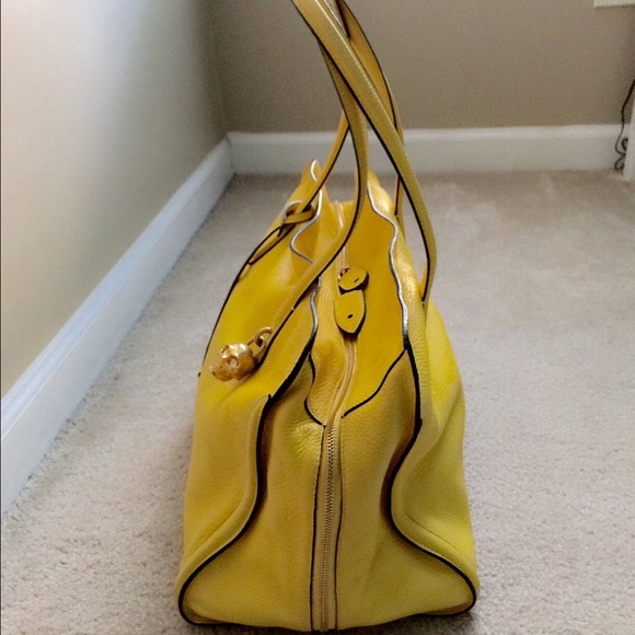 😊SOLD😊Alexander McQueen yellow padlock tote - Picture 2 of 4