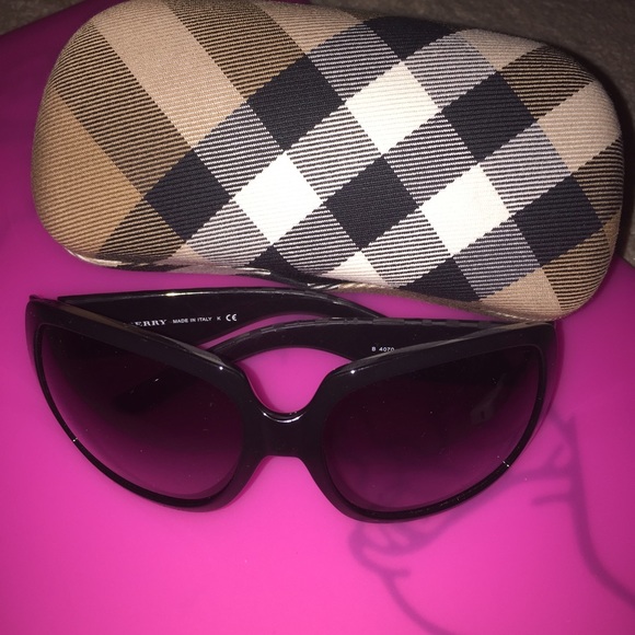 Burberry sunglasses