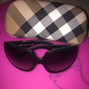 Burberry sunglasses
