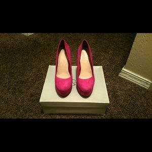 Jessica Simpson heels