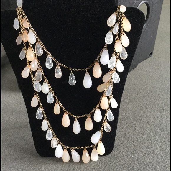 Express Jewelry - Express tear drop necklace