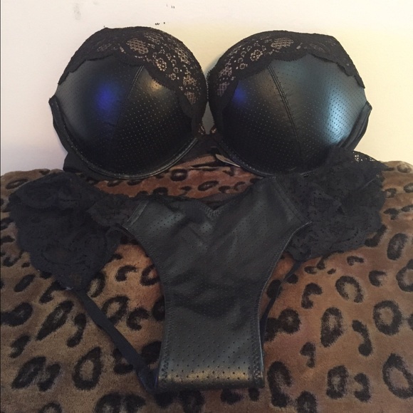Victoria's Secret bra and pantie set