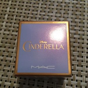 Mac Cinderella eyeliner gel