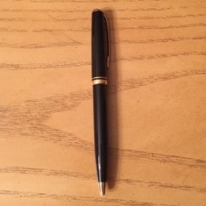 Authentic black Mont Blanc pen