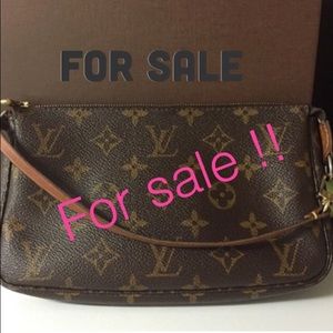 ❌SOLD❌Authentic Louis Vuitton pochette