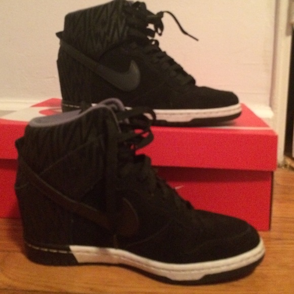 Nike Sky Hi Wedge sneakers