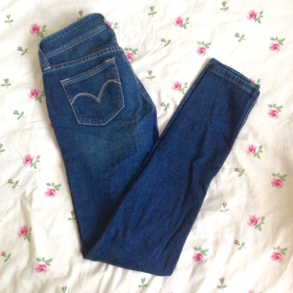 Levi's Demi Curve Jeans