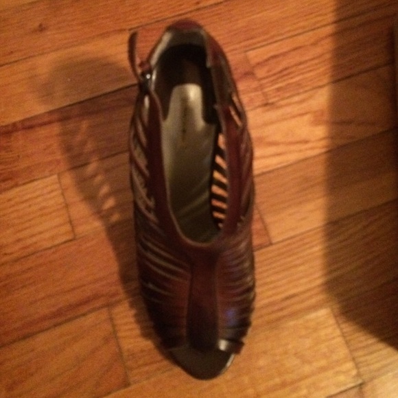 Max Studio Sandals - Picture 3 of 4