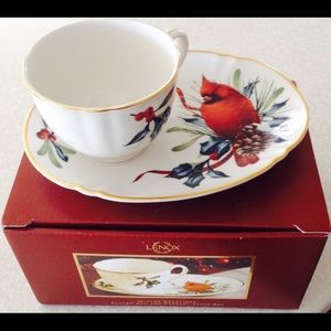 Lenox Winter Greeting fluted cup & dessert plate