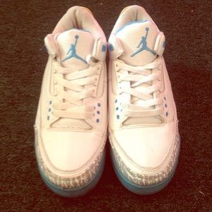 Og Jordan 3s size 8 (men)