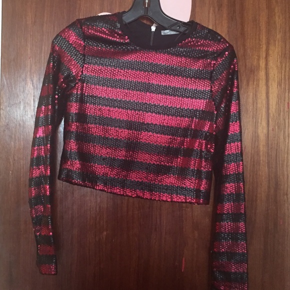 Zara Tops - Zara Crop Top Zara Tops - Zara Crop Top
