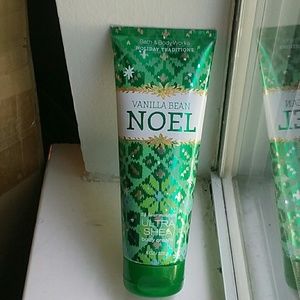 Vanilla Bean Noel body lotion!!