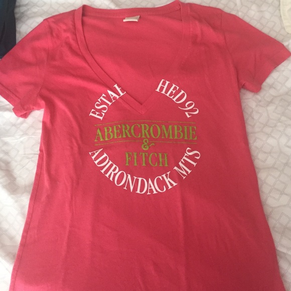 A&F tee