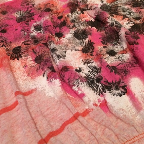 pretty multi color top - Picture 2 of 2