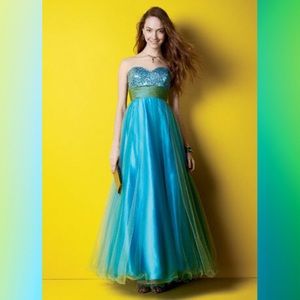 David's Bridal Prom Dress