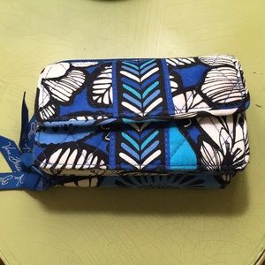 Vera Bradley All In One Crossbody - Blue Lagoon