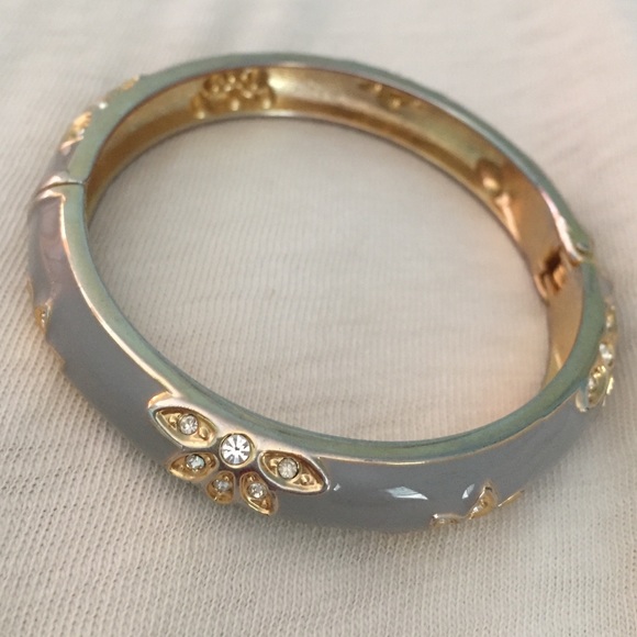 Gray magnetic clasp bracelet