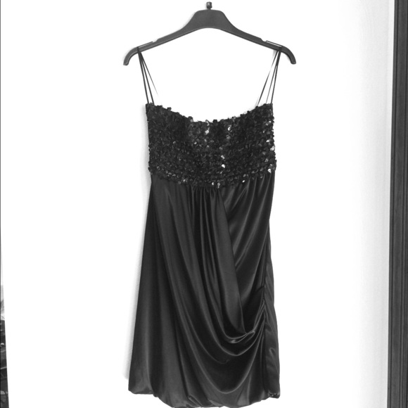 Strapless LBD