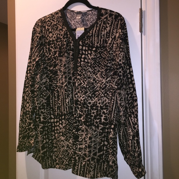 Christopher & Banks long sleeve dress up shirt