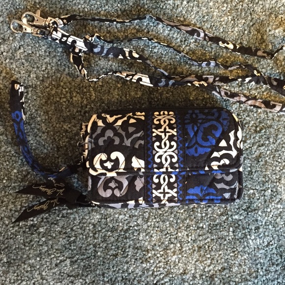 NWOT Vera All in One Crossbody Bag