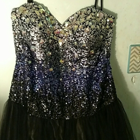 Diamond dripped purple silver and black prom dress - Picture 2 of 4