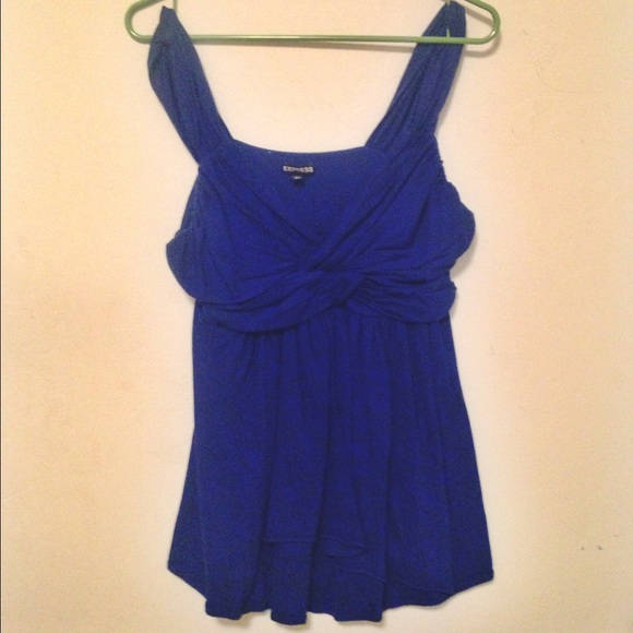 SALE!!! Express flowy top