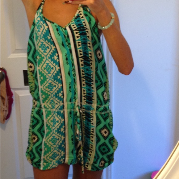 Adorable green/blue/black pattern romper!